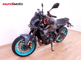 YAMAHA MT 09