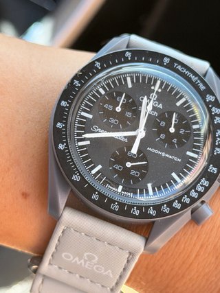 Omega x Swatch Moonswatch Negro Gris