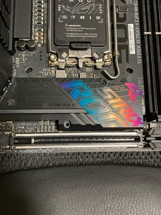Placa Base ASUS ROG STRIX B750-I GAMING WIFI