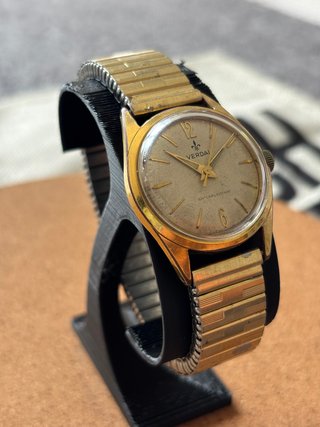 Reloj Verdal Mecánico Shock Resistant Dorado