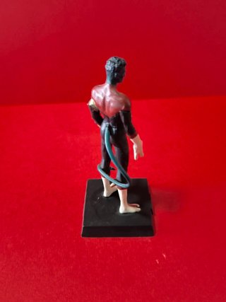 Figura Plomo Rondador Nocturno.