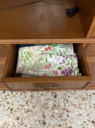Mueble Clásico Salón Madera y Cristal