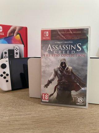 Nintendo Switch OLED + Assassin's Creed Ezio nuevo
