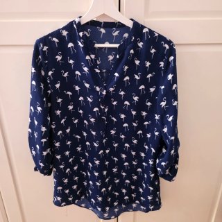 Camisa azul marino flamencos talla M