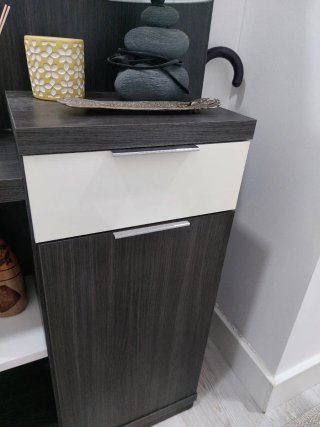 Mueble recibidor con espejo