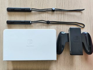 Nintendo Switch OLED Blanco + Accesorios
