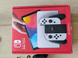 Nintendo Switch OLED Blanco + Accesorios