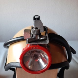 Casco blanco Espeleología con Luz y Carburero