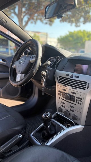 OPEL Astra GTC SPORT 2007