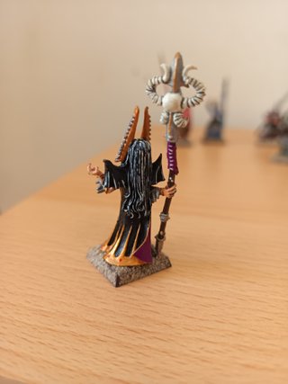 Warhammer Fantasy – Morathi Elfos Oscuros Metal
