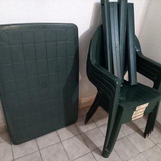Mesa y 4 Sillas Terraza Verde PRECIO NO NEGOCIABLE