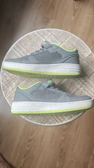 Zapatillas Lotto niño talla 33