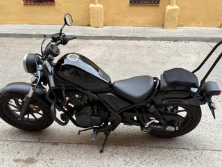 Honda Rebel 500 Negra