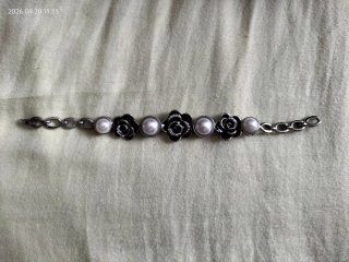 Pulsera eslabones flores y perlas
