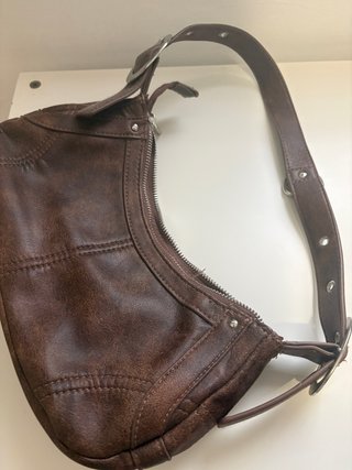 Bolso marrón efecto piel