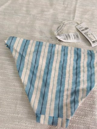 Braguita bikini rayas azul y blanco