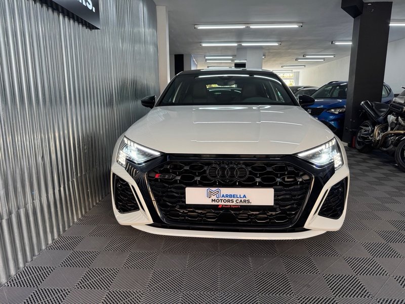 Audi RS3 Sportback TFSI quattro 2022, foto 2