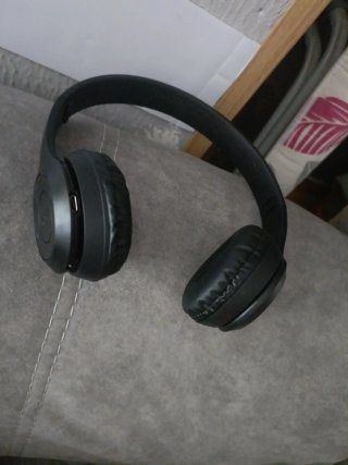 Auriculares inalámbricos negros