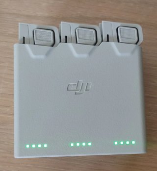 DJI Mini 3 Pro Base de Descarga Gris