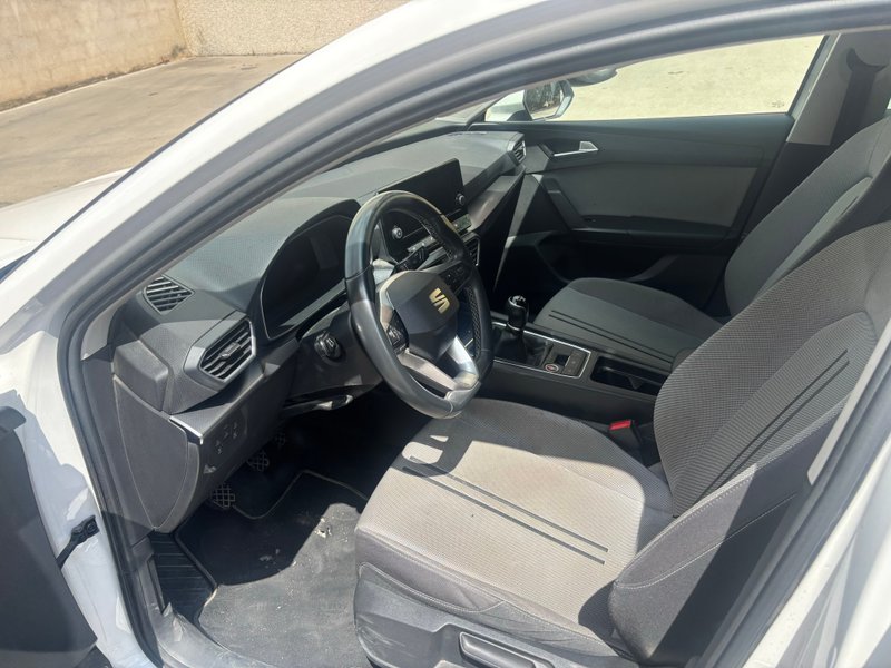 SEAT Leon 2023 - foto 1