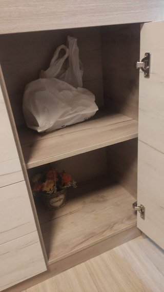Cómoda grande de dormitorio con cajones