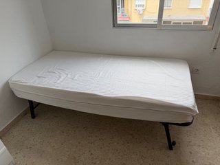 Cama individual (colchón)con estructura metálica