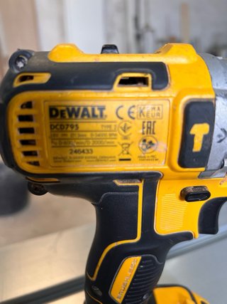 Taladro Percutor DeWalt 18V XR Brushless