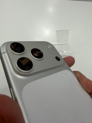 iPhone 17 Pro 512GB Blanco seminuevo