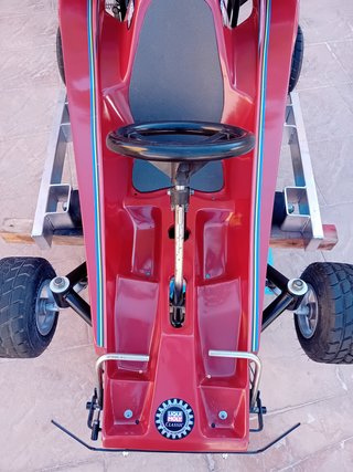 Kart infantil rojo