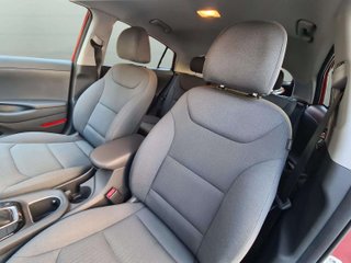 Hyundai IONIQ 1.6 GDI PHEV autom.