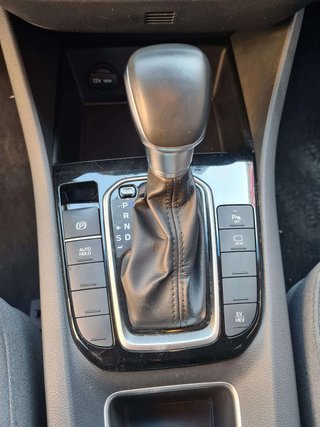 Hyundai IONIQ 1.6 GDI PHEV autom.