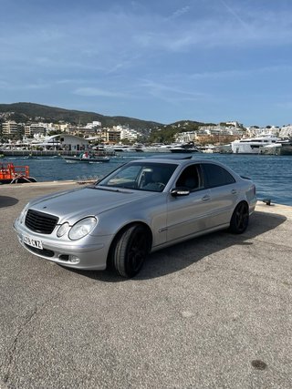 Mercedes-Benz Clase E 2004