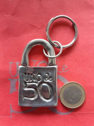 Llavero candado Uno de 50