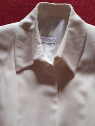 Chaqueta Dedaltex Marfil Talla 42