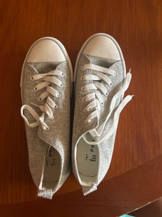 Zapatillas grises talla 38