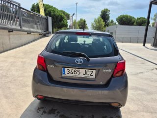 Toyota Yaris 2015