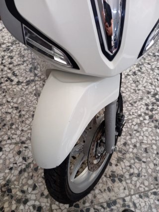Piaggio Liberty 50 Scooter Blanco y Negro