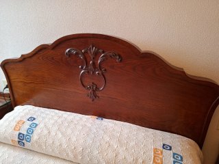 Habitación Matrimonio Cama 1.35 + 2 Mesillas