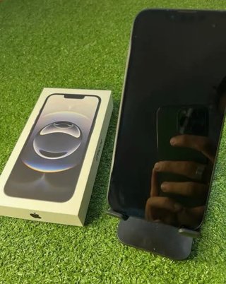 iPhone 16e - Salud de Batería 100%