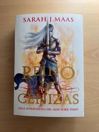 Reino de cenizas primera edición