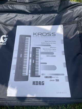 Teclado Korg Kross Workstation 61 Teclas