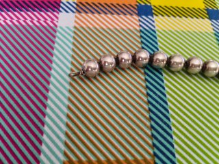 Pulsera de bolas plateada para mujer