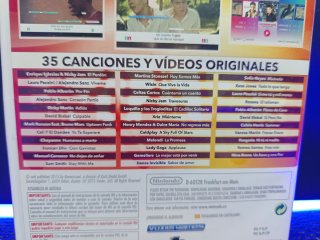 Let's Sing 8 Wii + 2 Micrófonos