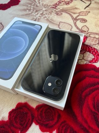 iPhone 12 87% batería
