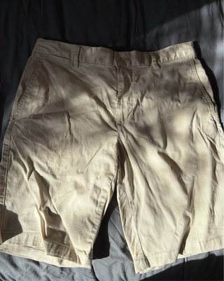 Pantalón corto Mango beige hombre
