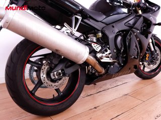 YAMAHA YZF R6
