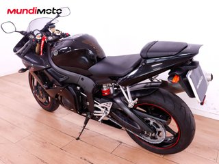 YAMAHA YZF R6