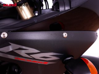YAMAHA YZF R6