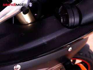 YAMAHA YZF R6