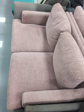 Sofá de 2 plazas rosa